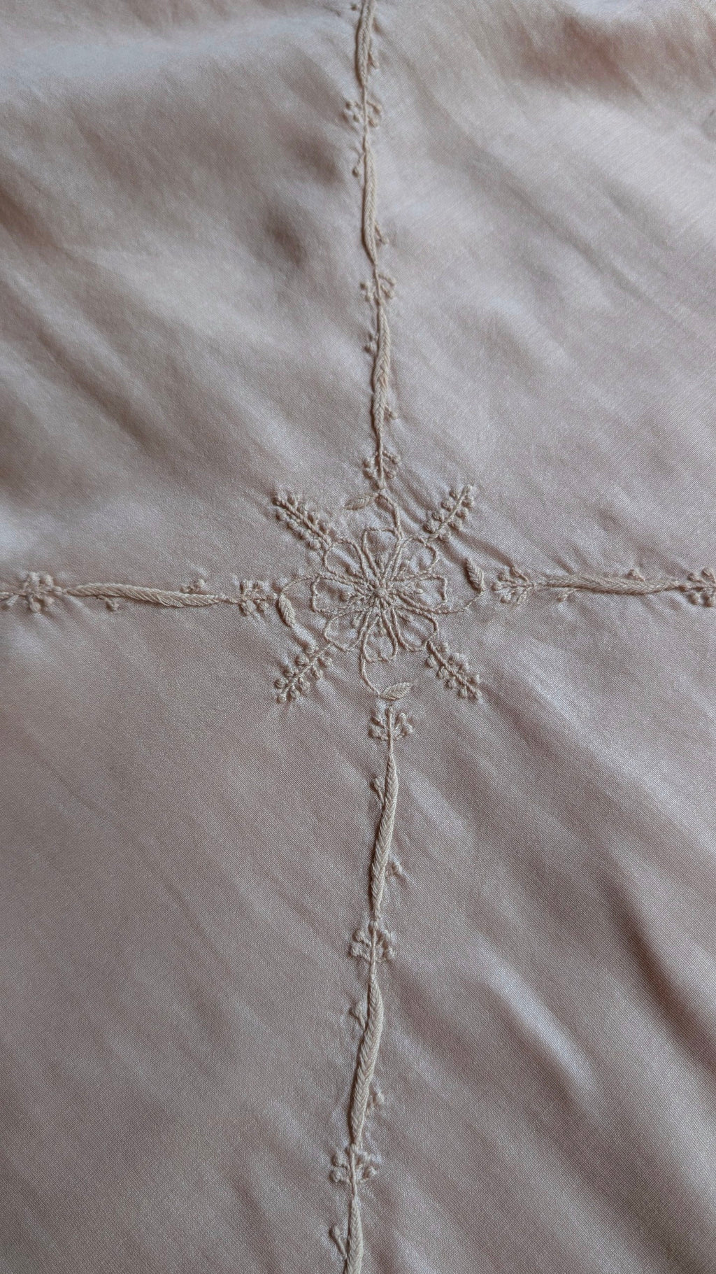 Hand Embroidered Chikankari Table Runner | Luxury Silk Table Linen | CHAMPGNE