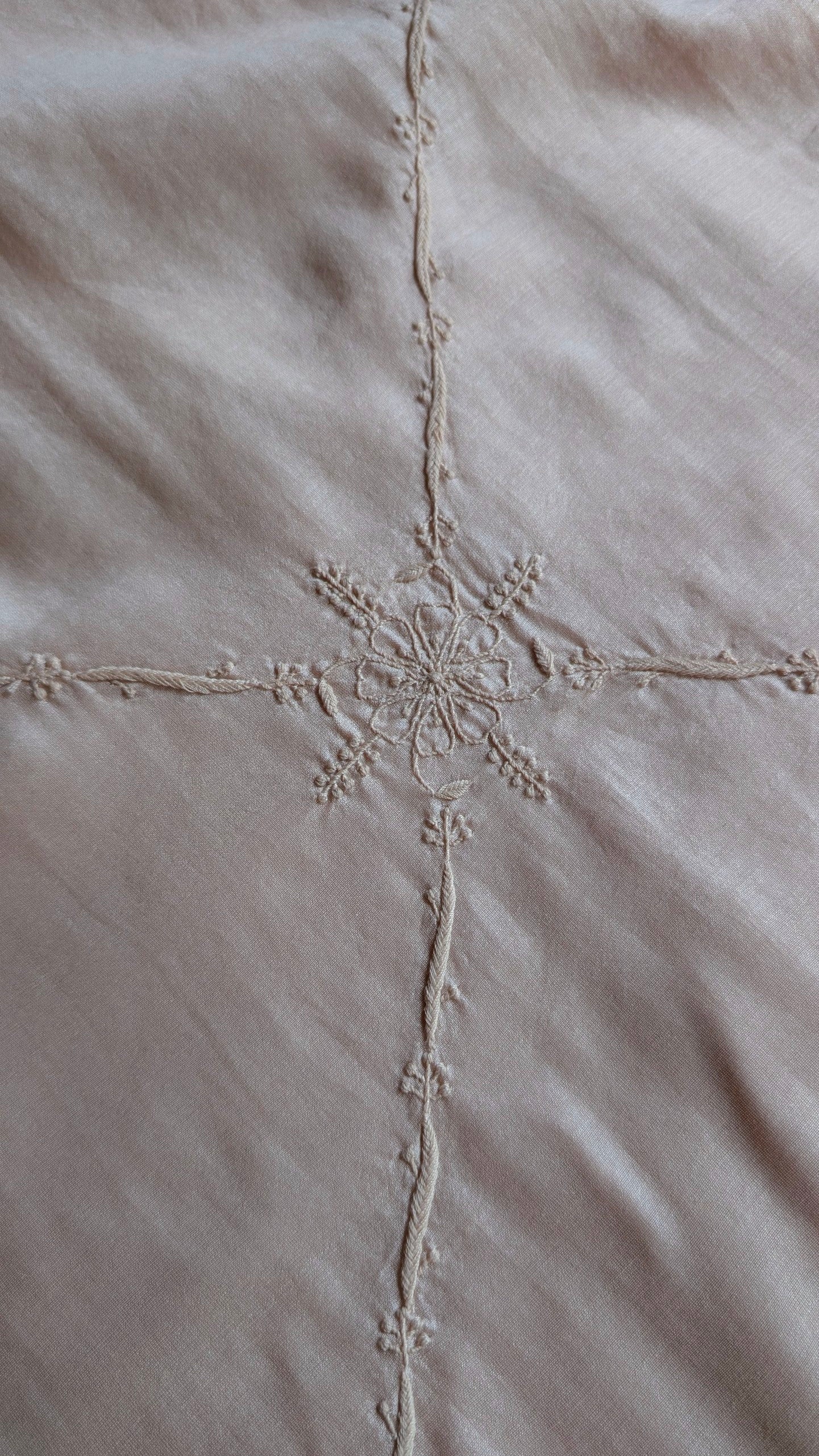 Hand Embroidered Chikankari Table Runner | Luxury Silk Table Linen | CHAMPGNE